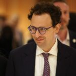 Anthropic’s CEO is about to have dinner with President Trump